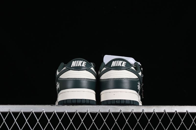 Nike Dunk Shoes